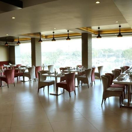 Kc Manor Ξενοδοχείο Jamshedpur Εξωτερικό φωτογραφία